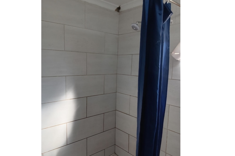 2 Bedroom Property for Sale in Kutlwanong Northern Cape